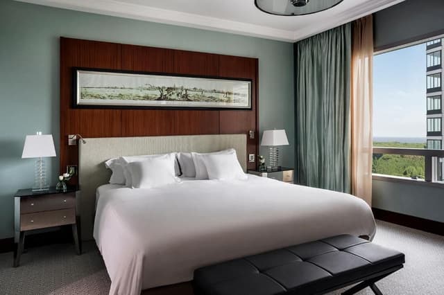 Executive Suite River View