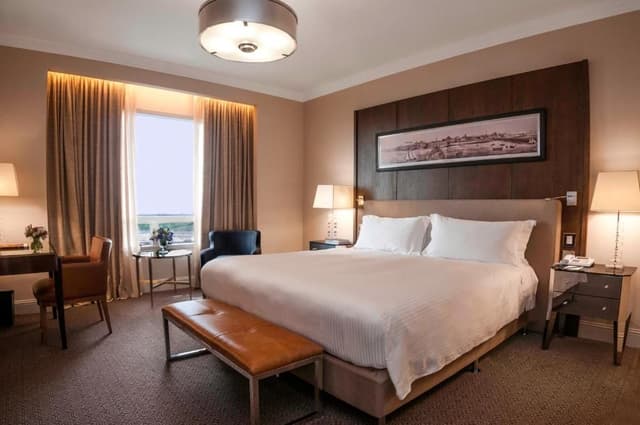 Executive Suite River View