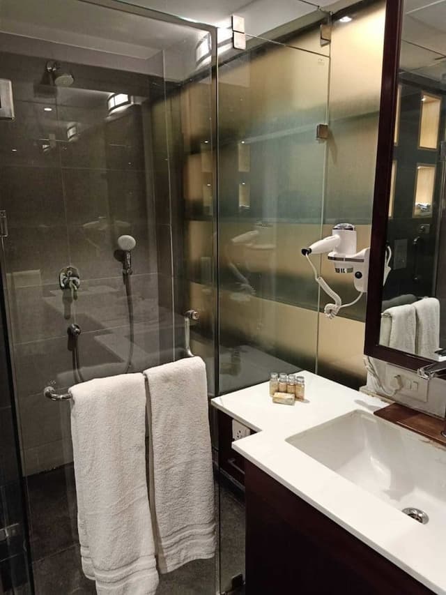 Luxury Room, 1 King Bed