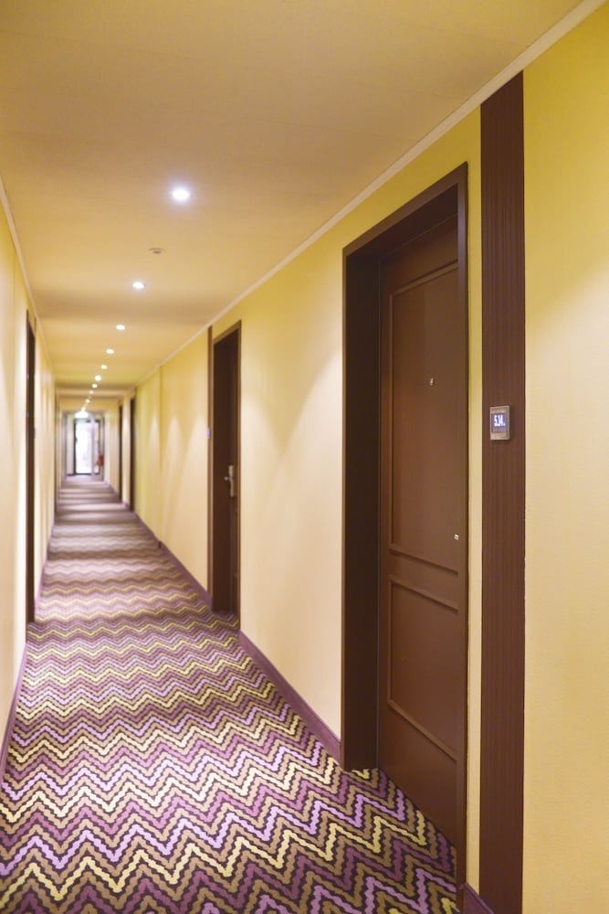 AMC Apartments Ku'damm3