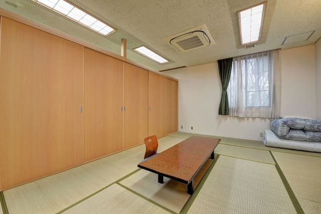Shared Dormitory, Non Smoking