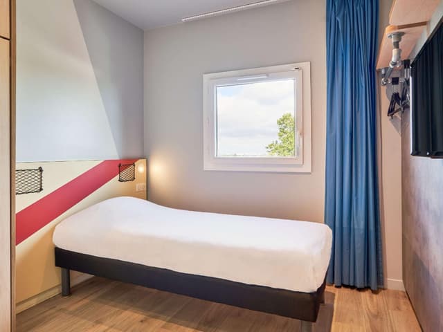 Twin - Room With Twin Beds