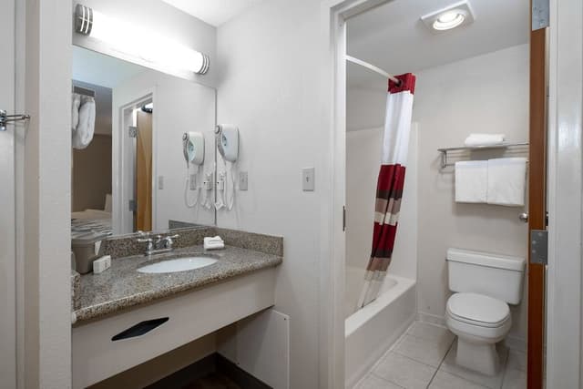 Deluxe Room, 2 Double Beds (Smoke Free)