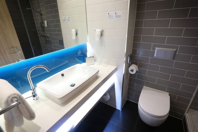 Standard Room (with Free Hot Breakfast)