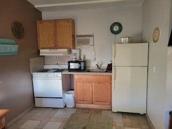 Deluxe Room, Non Smoking, Kitchen (Large)