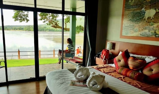 Deluxe Triple Room, River Side