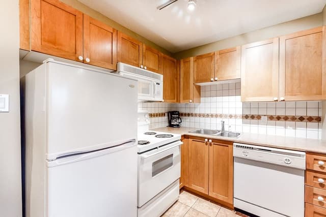 Condo, 1 Bedroom