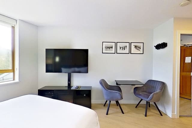 Room (Studio,Mountain View)