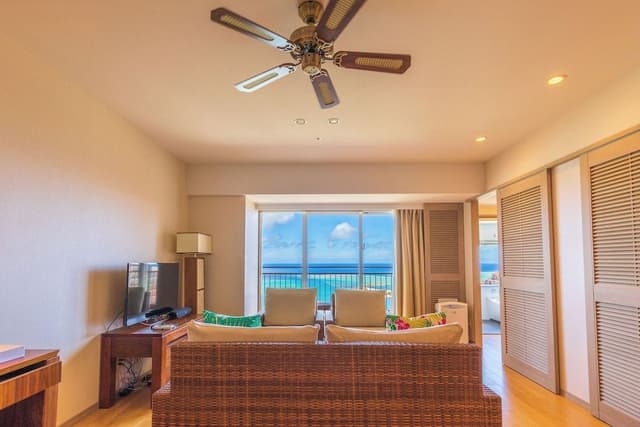 Suite in Annex Bldg