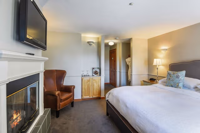 Superior Room, 1 King Bed