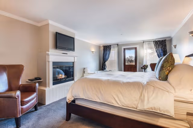 Deluxe Room, 1 King Bed