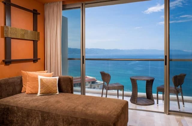 Junior Suite with Ocean View