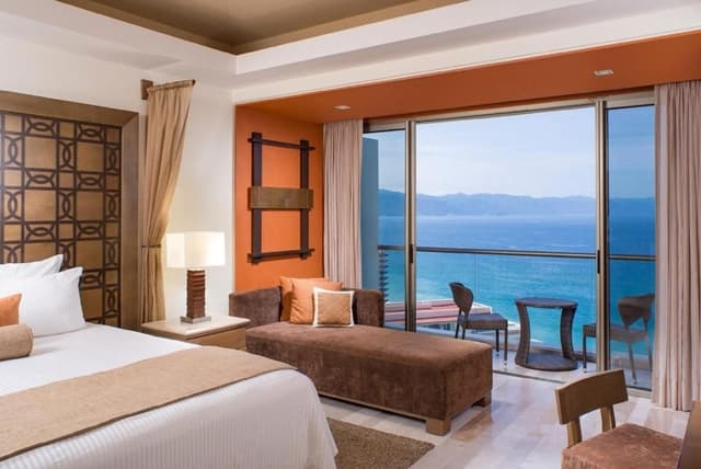 Junior Suite with Ocean View