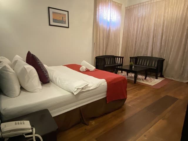 Suite, 1 King Bed