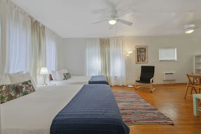 Deluxe Double Room #9