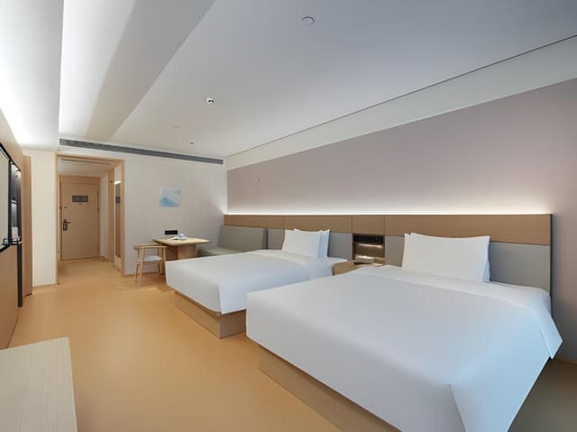 Huazhu - Business Bed Room