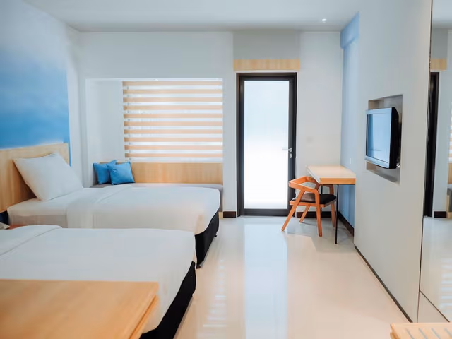 Superior Room Twin Bed with Balcony