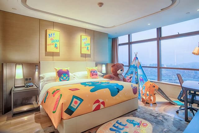ONE BEDROOM KIDS APARTMENT/KIDS