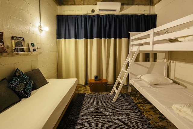Triple Room, Multiple Beds, Non Smoking, Refrigerator