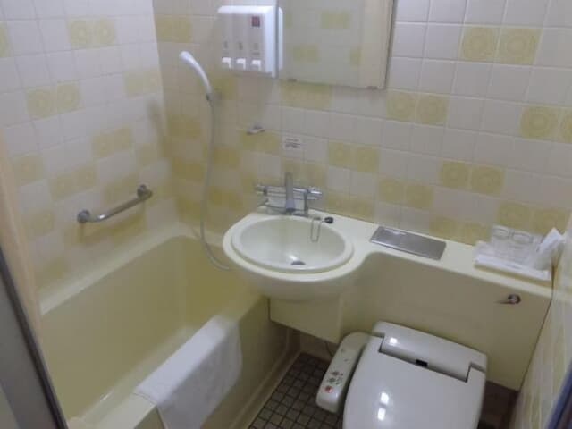 Standard Twin Room, Smoking