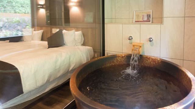 Modern western style room with open-air bath, Smoking