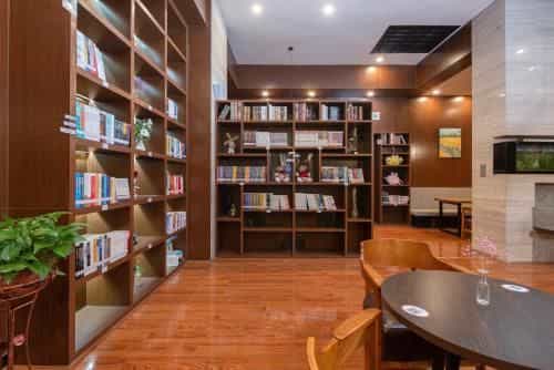 โรงแรมรามาด้าพลาซ่าเสินเจิ้น โรงแรมรามาด้าพลาซ่าเสินเจิ้น