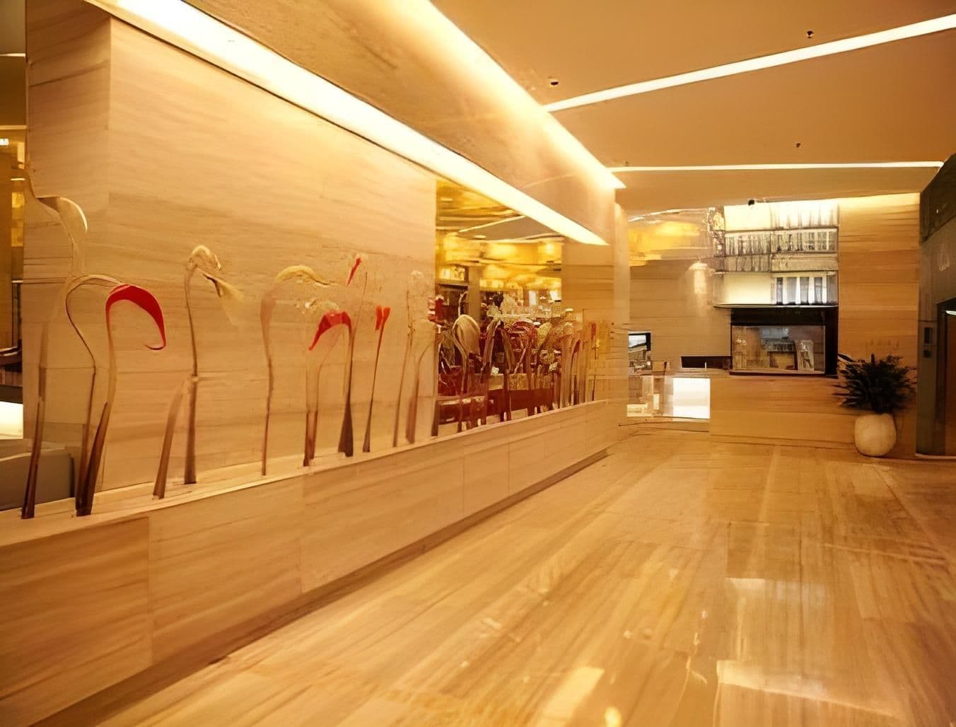 โรงแรมรามาด้าพลาซ่าเสินเจิ้น โรงแรมรามาด้าพลาซ่าเสินเจิ้น