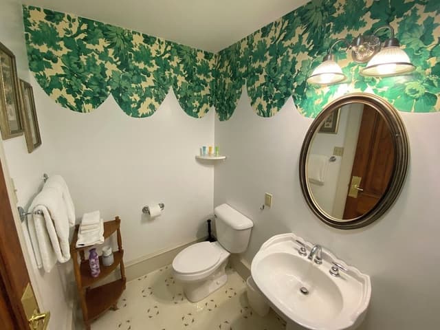Basic Room, Multiple Beds
