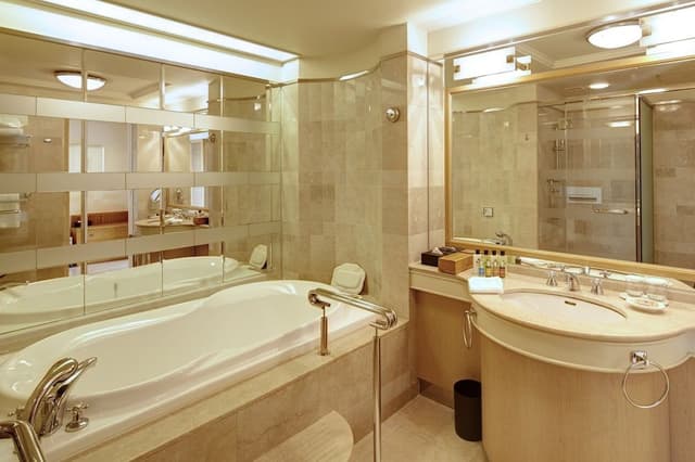 Suite, 1 Bedroom (Ocean Wing)