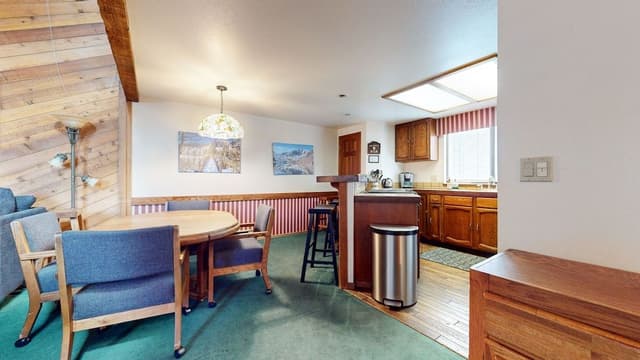 Condo, 3 Bedrooms