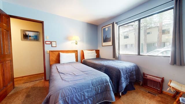 Condo, 2 Bedrooms