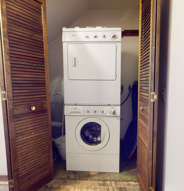 Condo, 2 Bedrooms