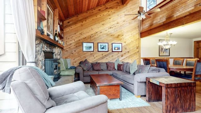 Condo, 3 Bedrooms