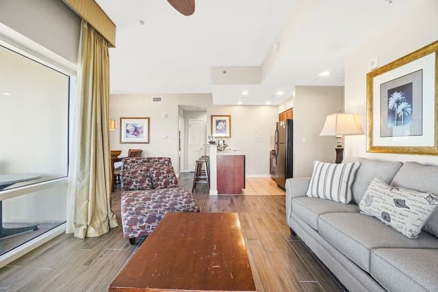 Condo, 2 Bedrooms, Sea View (2-6632/6634)