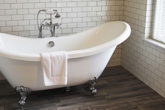 Superior Suite, Ensuite (202 Fire Fighters Suite)