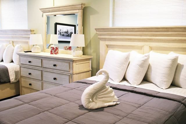 Superior Suite, Ensuite (202 Fire Fighters Suite)