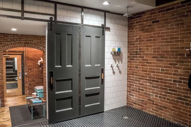 Romantic Studio, Ensuite, City View (308 The Flood Room)