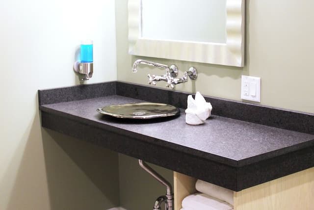 Superior Suite, Ensuite (202 Fire Fighters Suite)