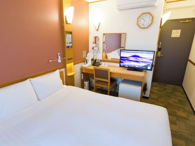 Standard Double Room, Smoking
