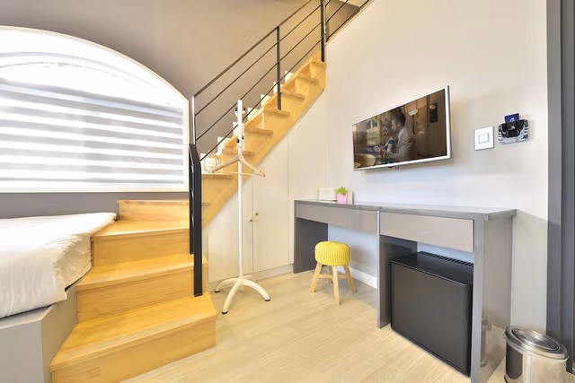 Family Room (Suite)