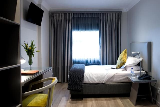 Single Room