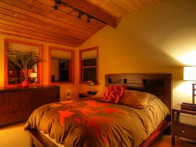 House, 5 Bedrooms