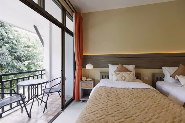 Deluxe Twin Room