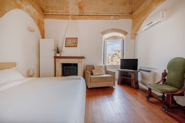 Superior Double Room, City View
