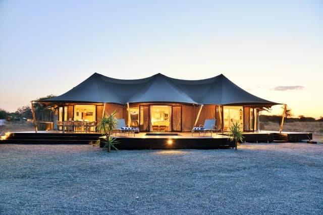 Luxury Safari Tent - 2 Bedroom