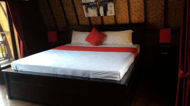 Deluxe Bungalow