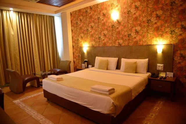 Executive Room
