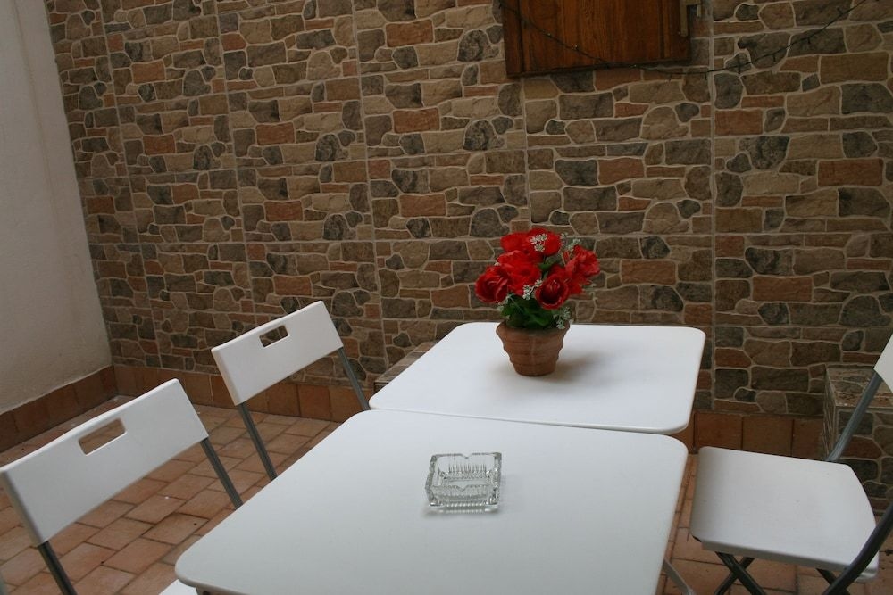 Macci Courtyard0