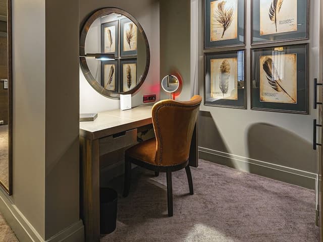 Signature Suite