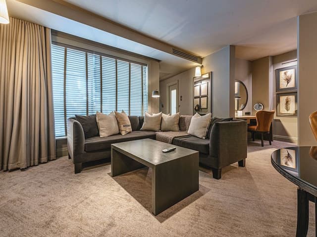 Signature Suite